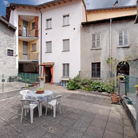 House Of Sport מנדלו דל לאריו